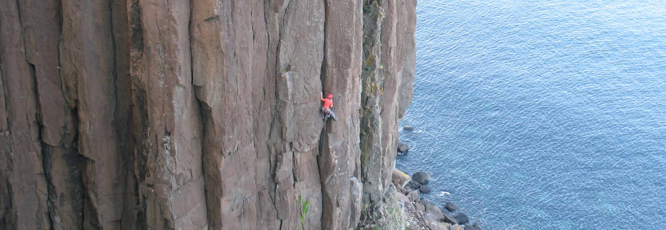 Eben Climbing in Schotland